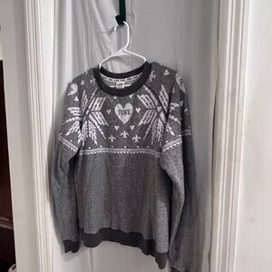 Pink gray snowflake sweater size m